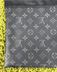 Pochette Louis vuitton voyage nera