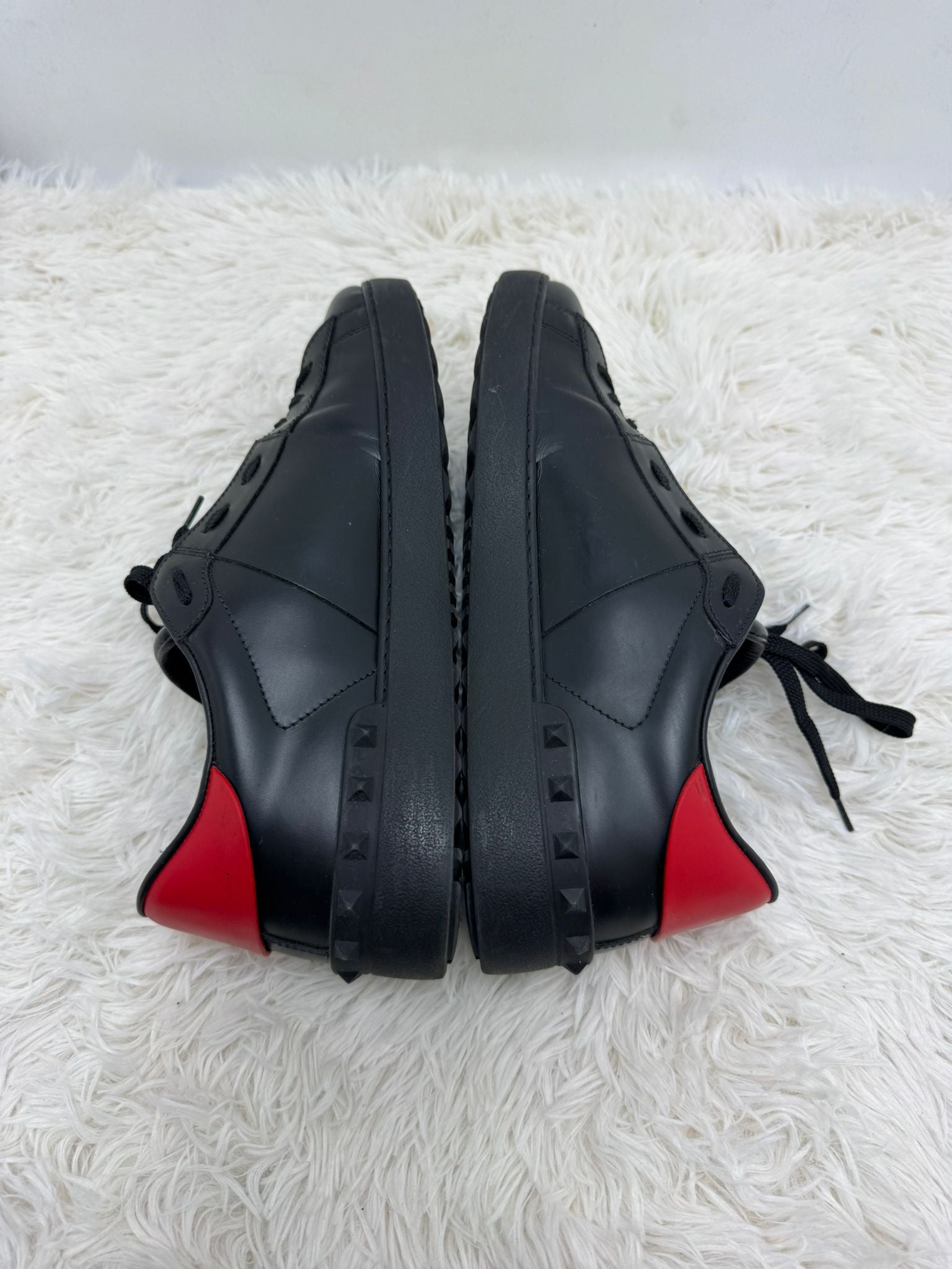 Valentino open 44