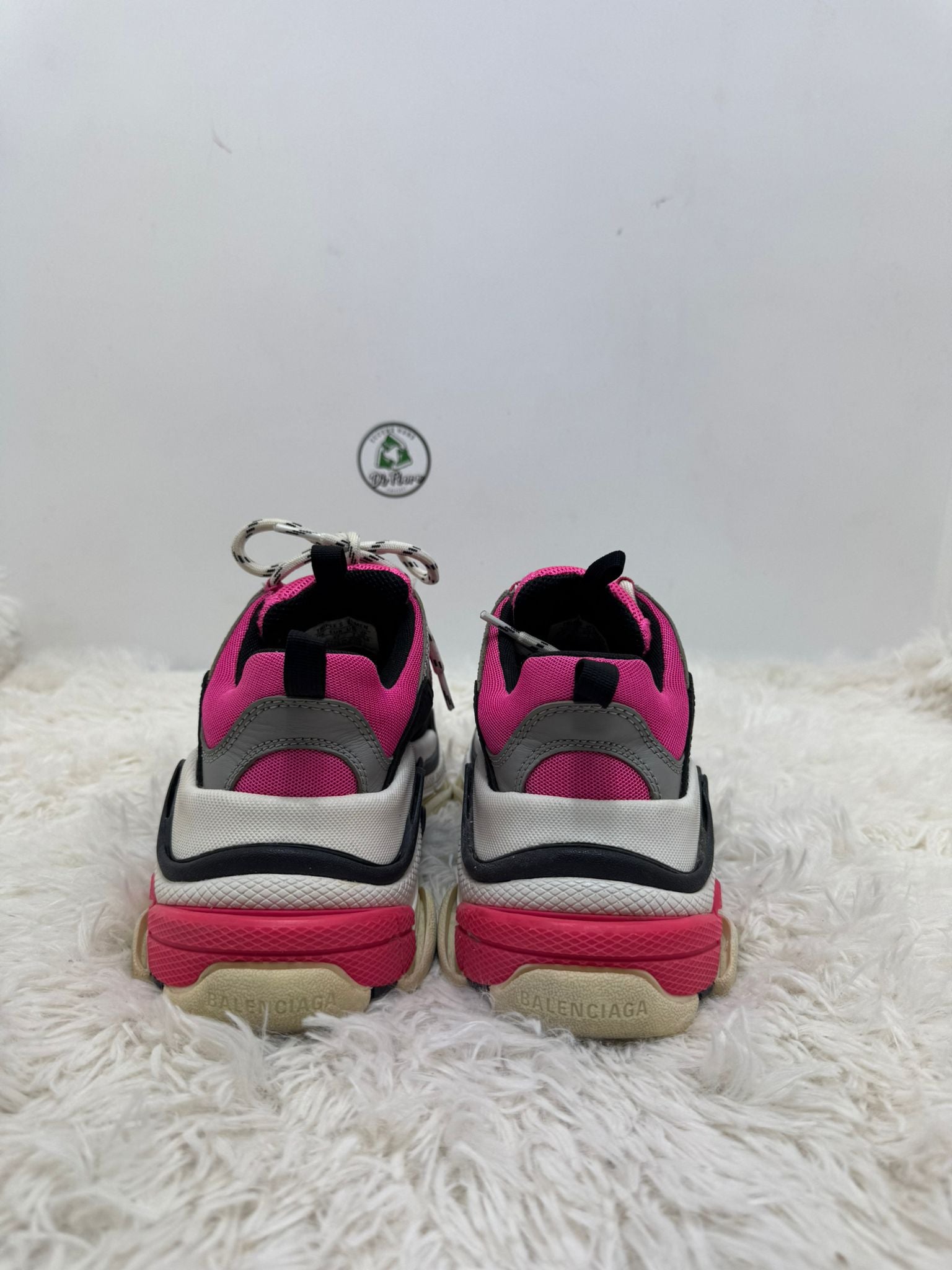 Balenciaga triple S 37