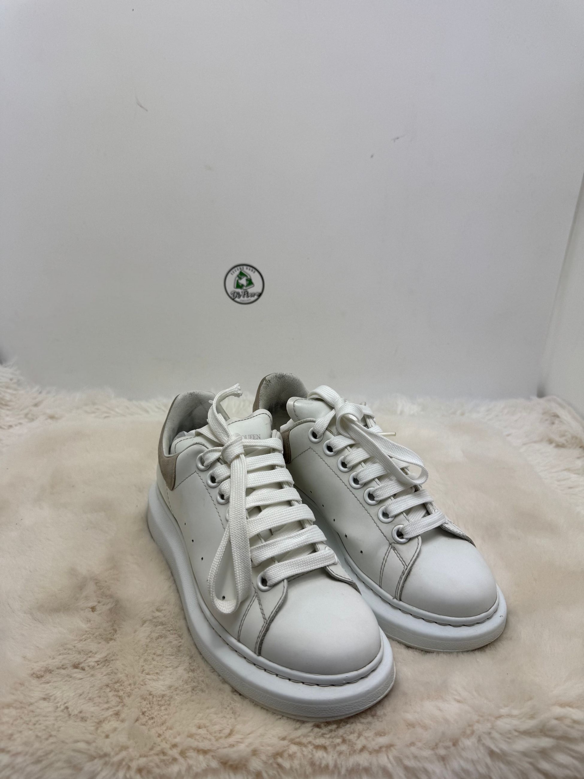 McQueen 37