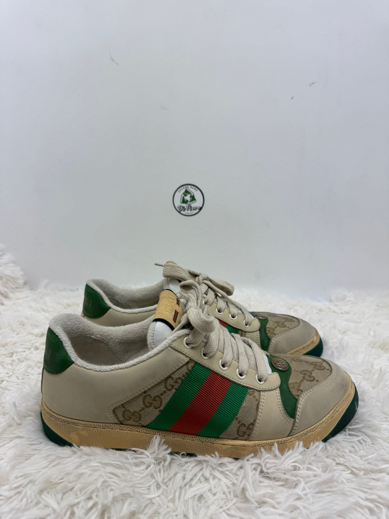 Gucci 42