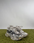 Balenciaga Runner Size 40 bianche e nere effetto usato