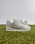 Louis Vuitton Trainer 42 veste 43