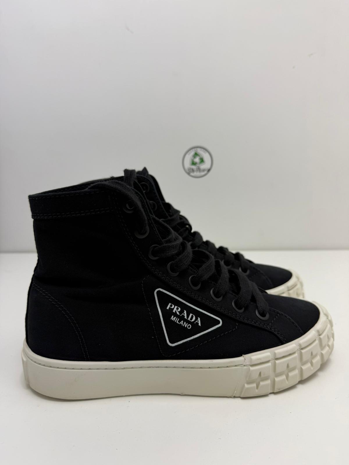 Prada sneakers 36.5