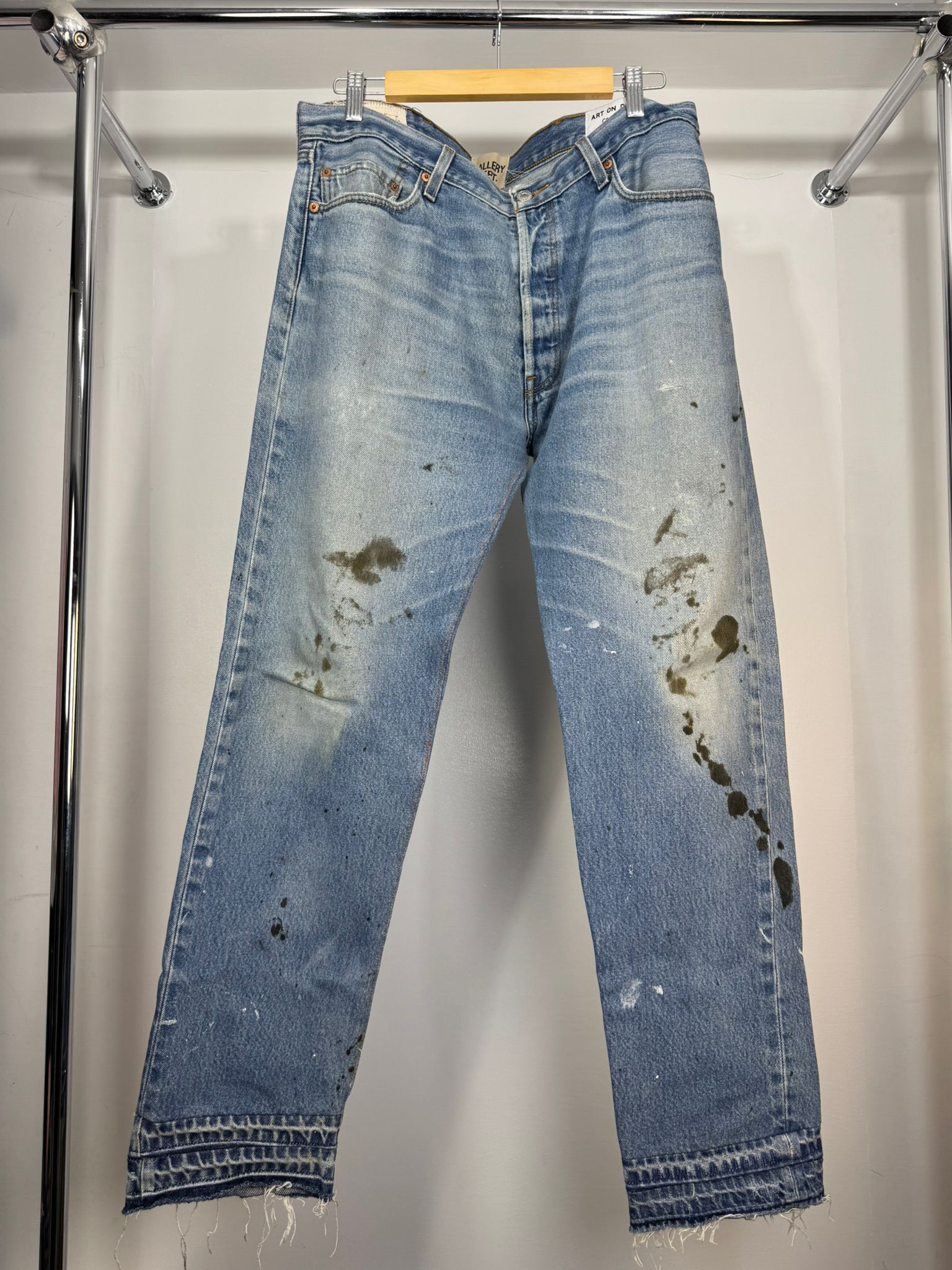 Jeans Gallery Dept 50