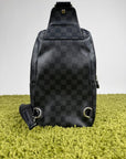 Monospalla Louis Vuitton Avenue Sling Nero - Second Hand Di Fiore