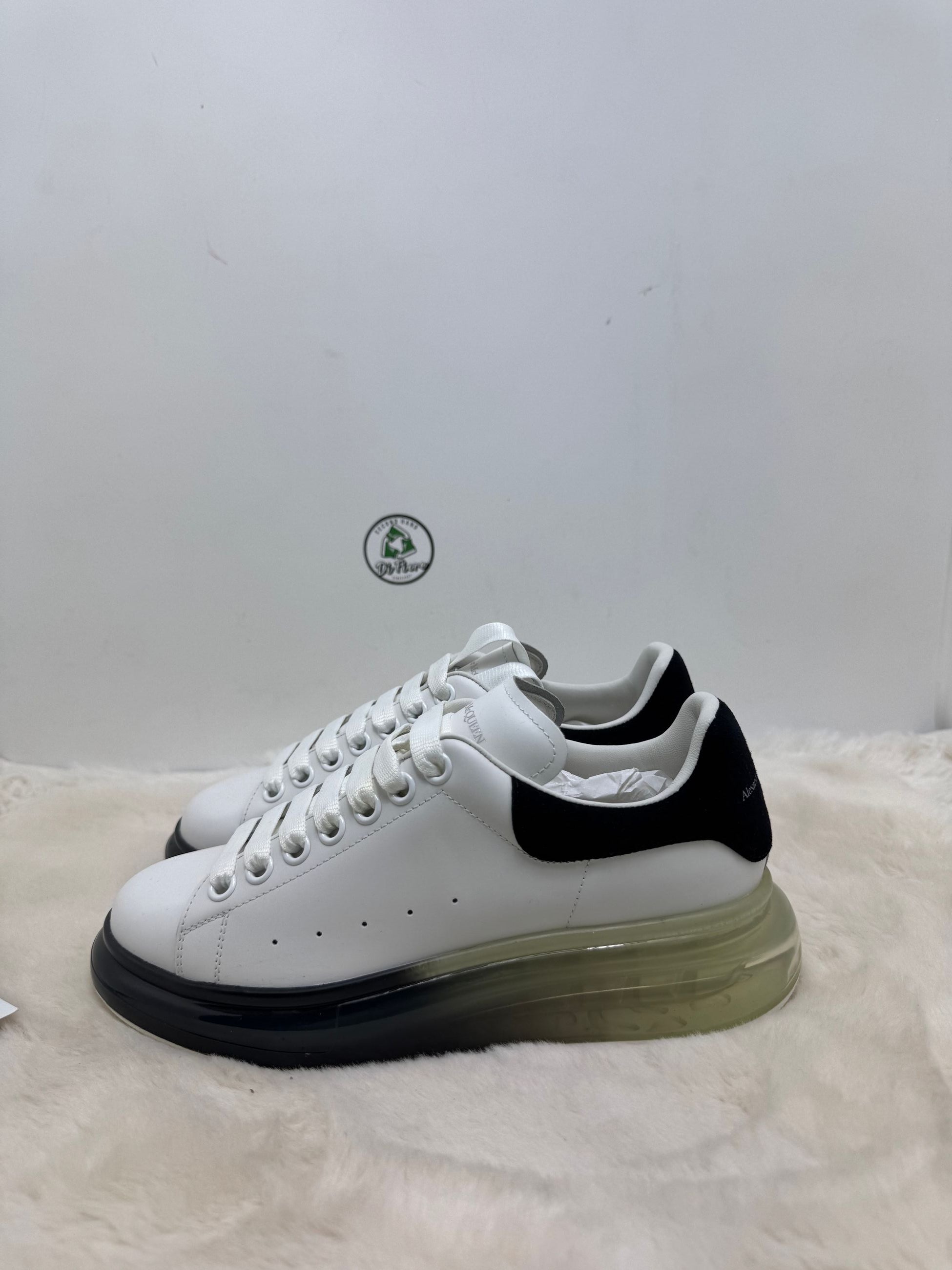 Scarpa Mcqueen