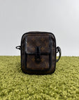 tracolla Louis Vuitton Christopher Wearable Wallet in tela Monogram Macassar