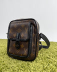 tracolla Louis Vuitton Christopher Wearable Wallet in tela Monogram Macassar