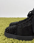 Louboutin Size 44 nere in camoscio