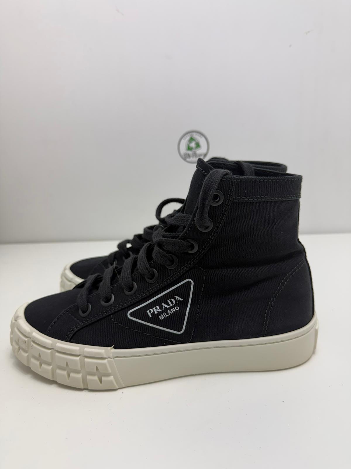 Prada sneakers 36.5