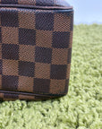 Beauty Case Louis Vuitton in tela Damier Marrone