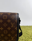 Borsa Messenger Louis Vuitton Macassar Archy Gm con finiture in pelle nera