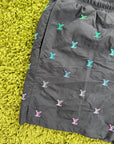 Costume Louis Vuitton Nero Con Dettaglio Arcobaleno