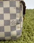 Pochette Accessories Louis Vuitton in tela Damier Azur Bianca Monogram