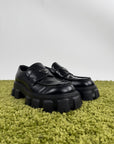 Mocassino Prada in pelle nera 9=43
