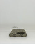 Cover Gucci per IPhone 16 pro beige e oro