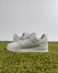 Louis Vuitton Trainer 42 veste 43