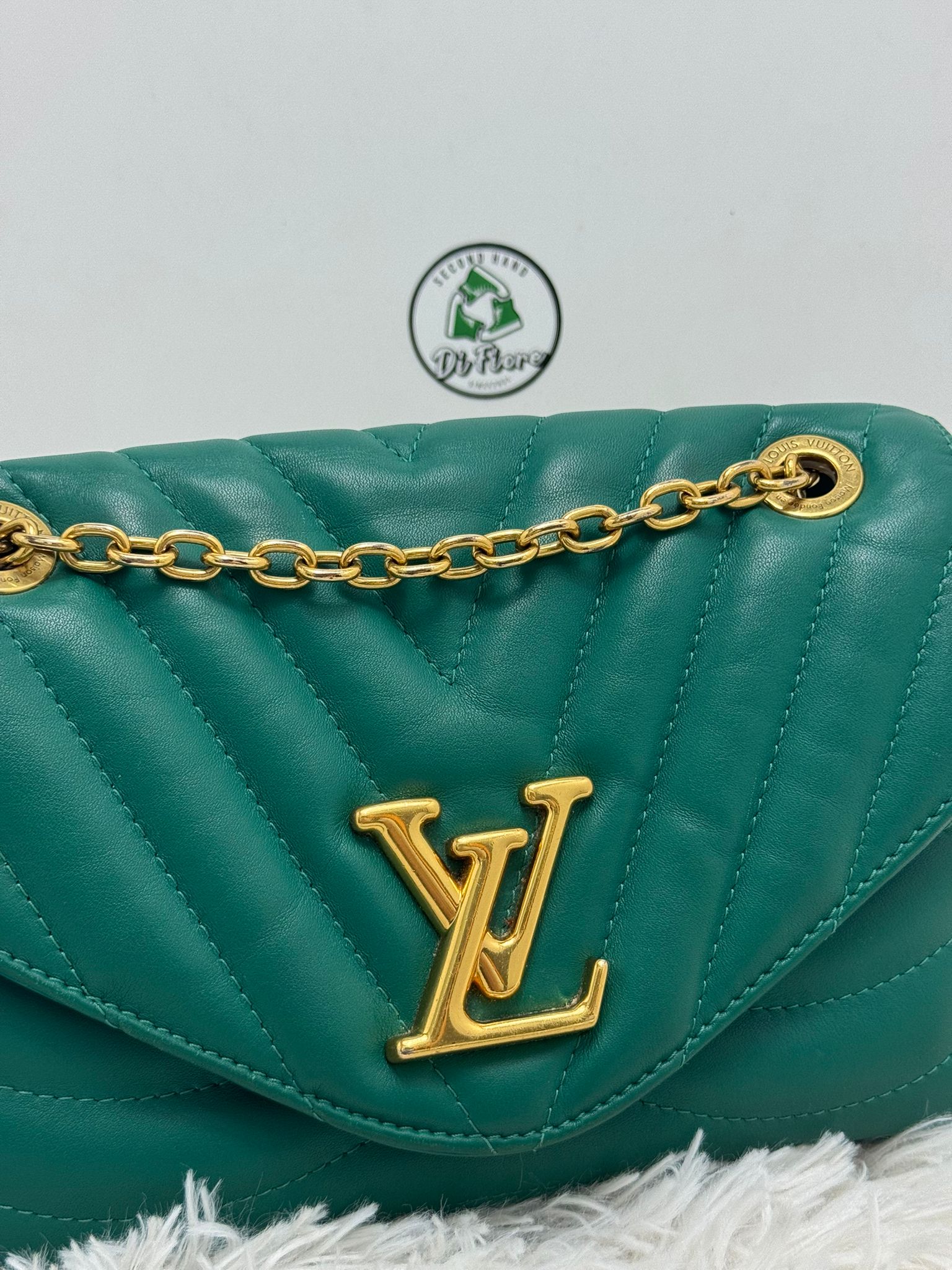Louis Vuitton emerald green new Wave