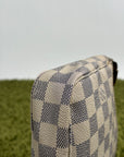 Pochette Accessories Louis Vuitton in tela Damier Azur Bianca Monogram