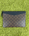 Pochette Louis Vuitton marrone e nera