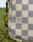 Pochette Accessories Louis Vuitton in tela Damier Azur Bianca Monogram