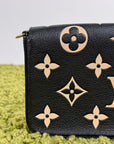 Pochette Louis Vuitton nera