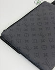 Louis Vuitton pochette lock nera