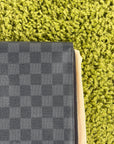 Pochette Louis vuitton voyage nera