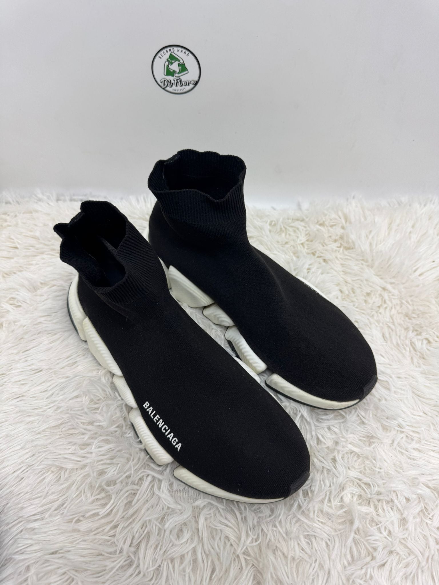 Balenciaga Speed 43