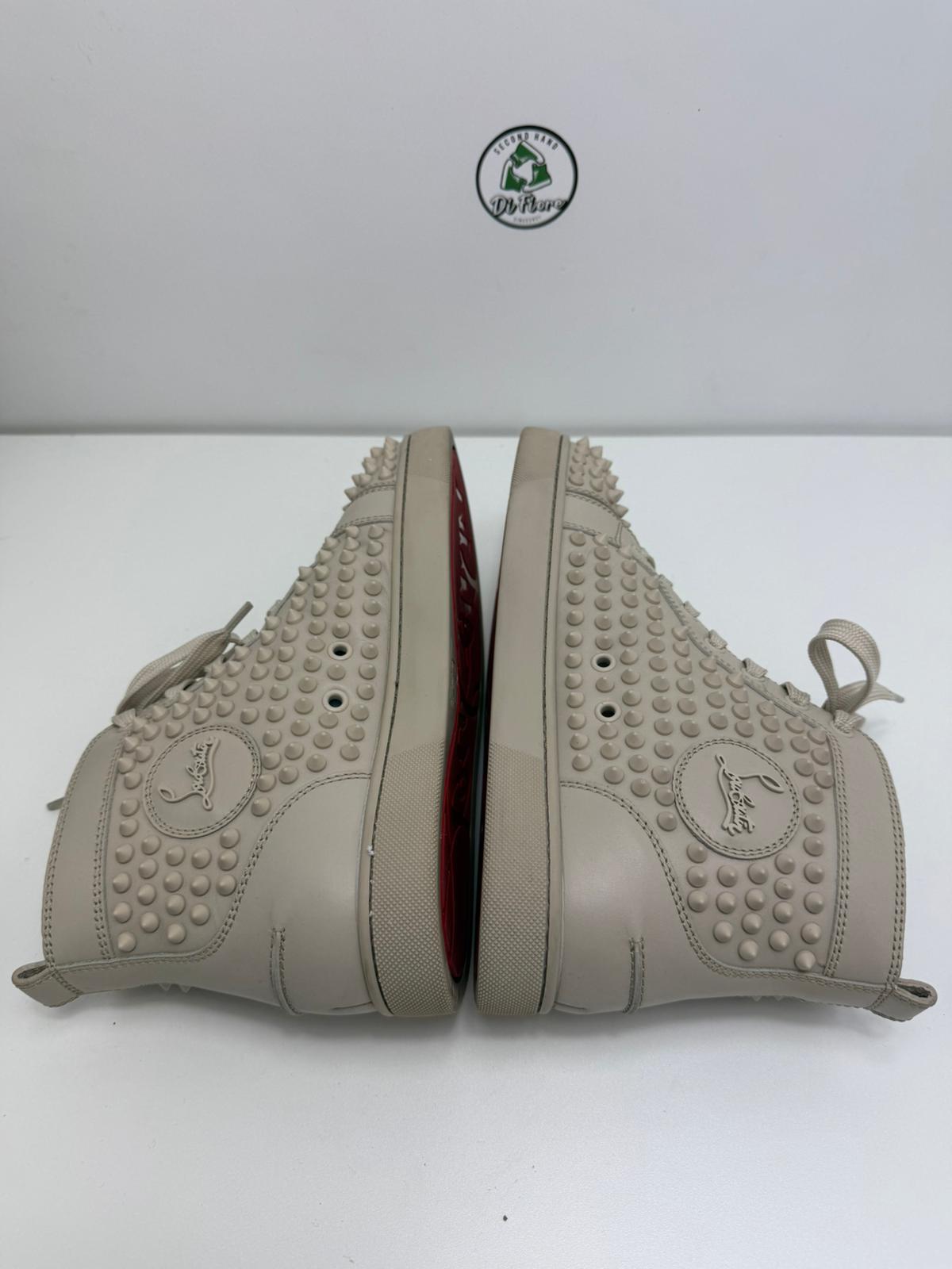 Louboutin tutta borchiata 39