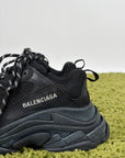 Balenciaga Triple S Size 38 nere effetto usato