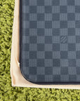 Pochette Louis vuitton voyage nera