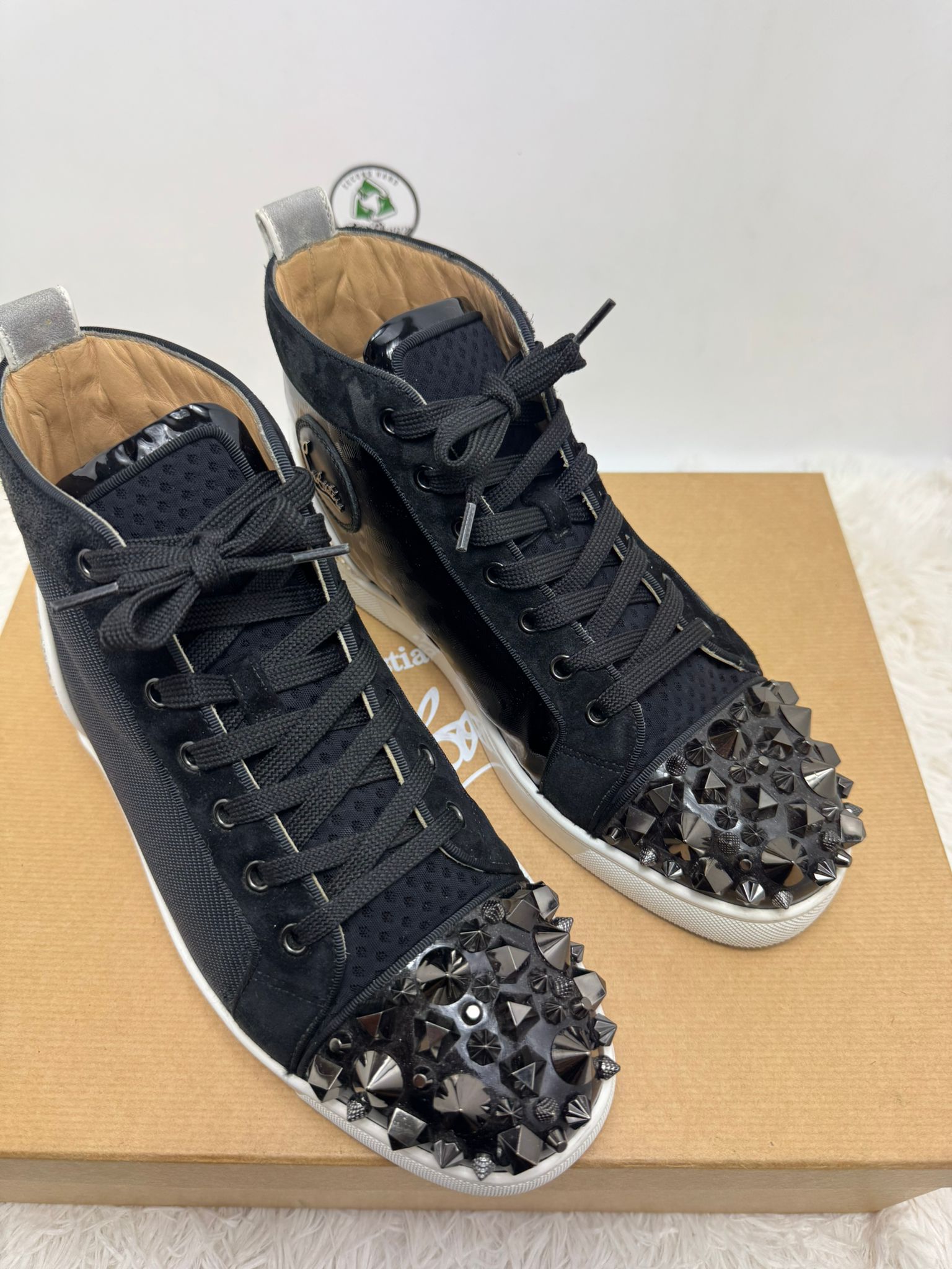 Louboutin 40