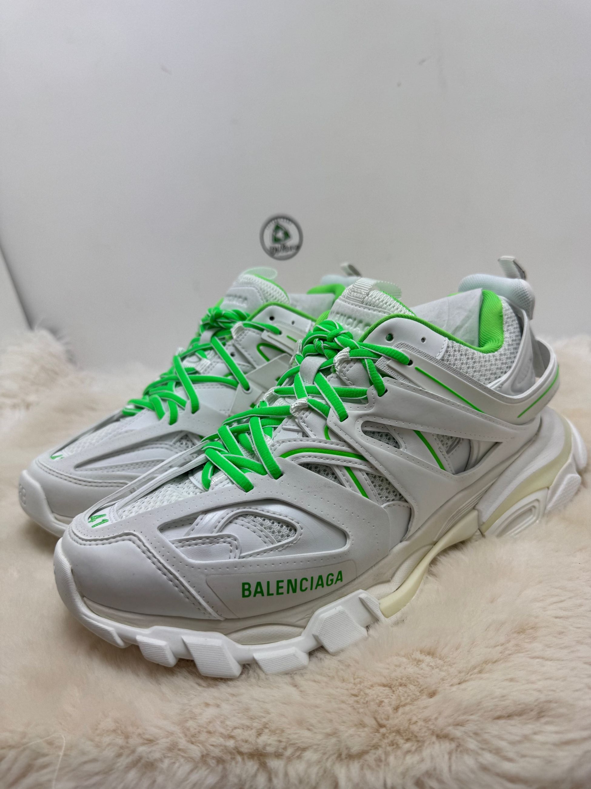 Balenciaga track 41