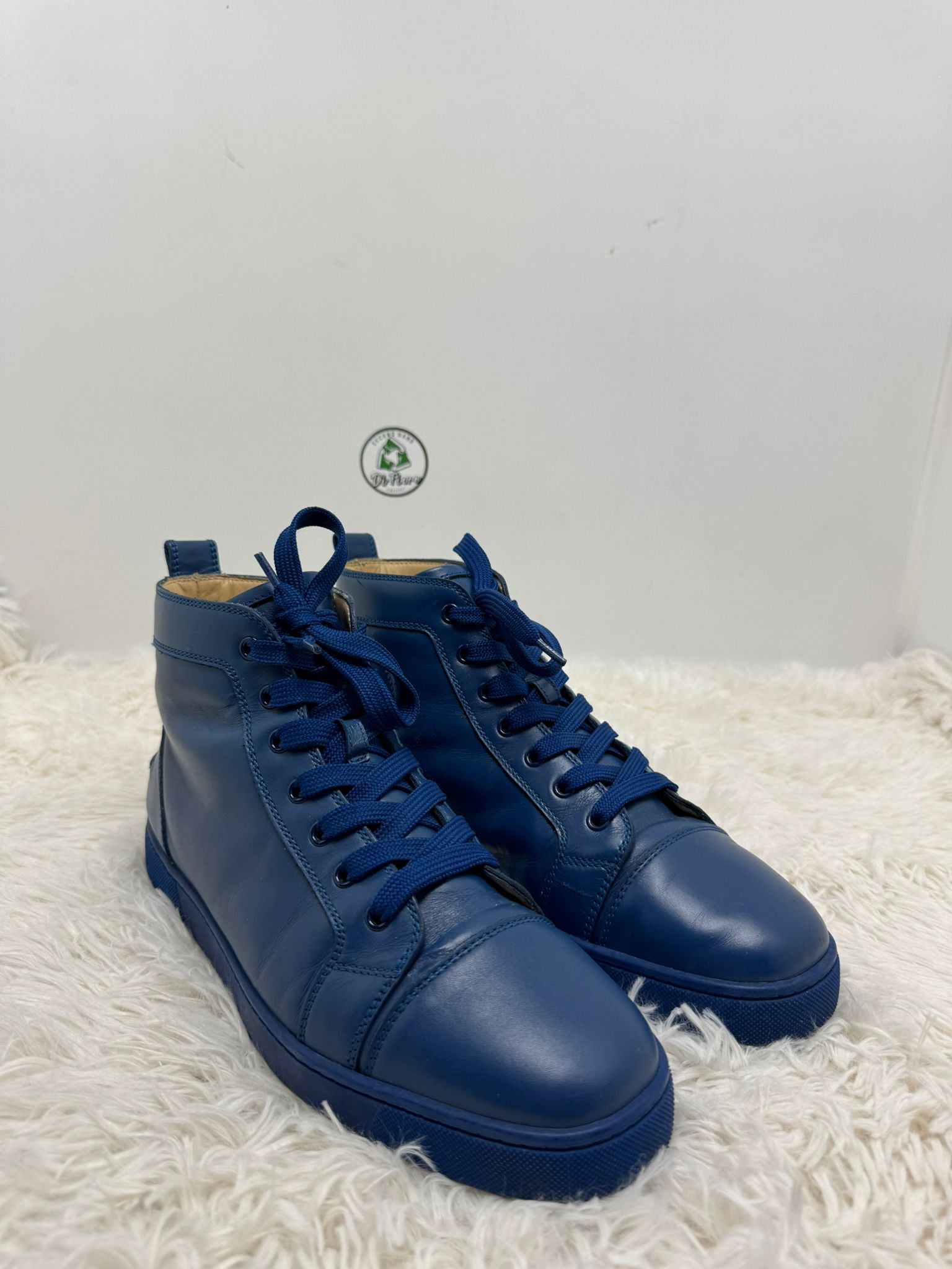 Louboutin 43