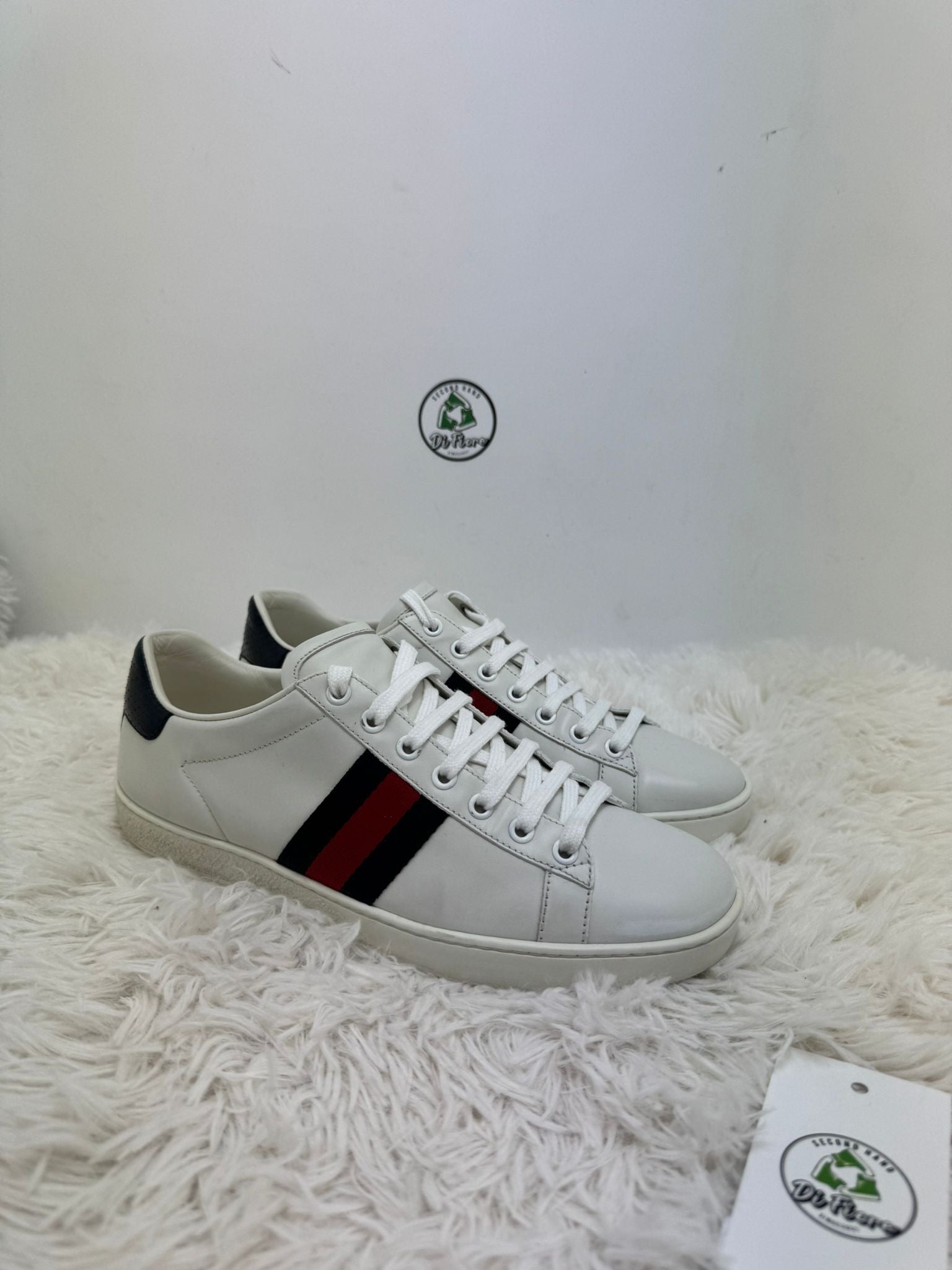 Gucci Ace 39