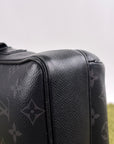 Borsa Louis Vuitton Outdoor Messenger Nera