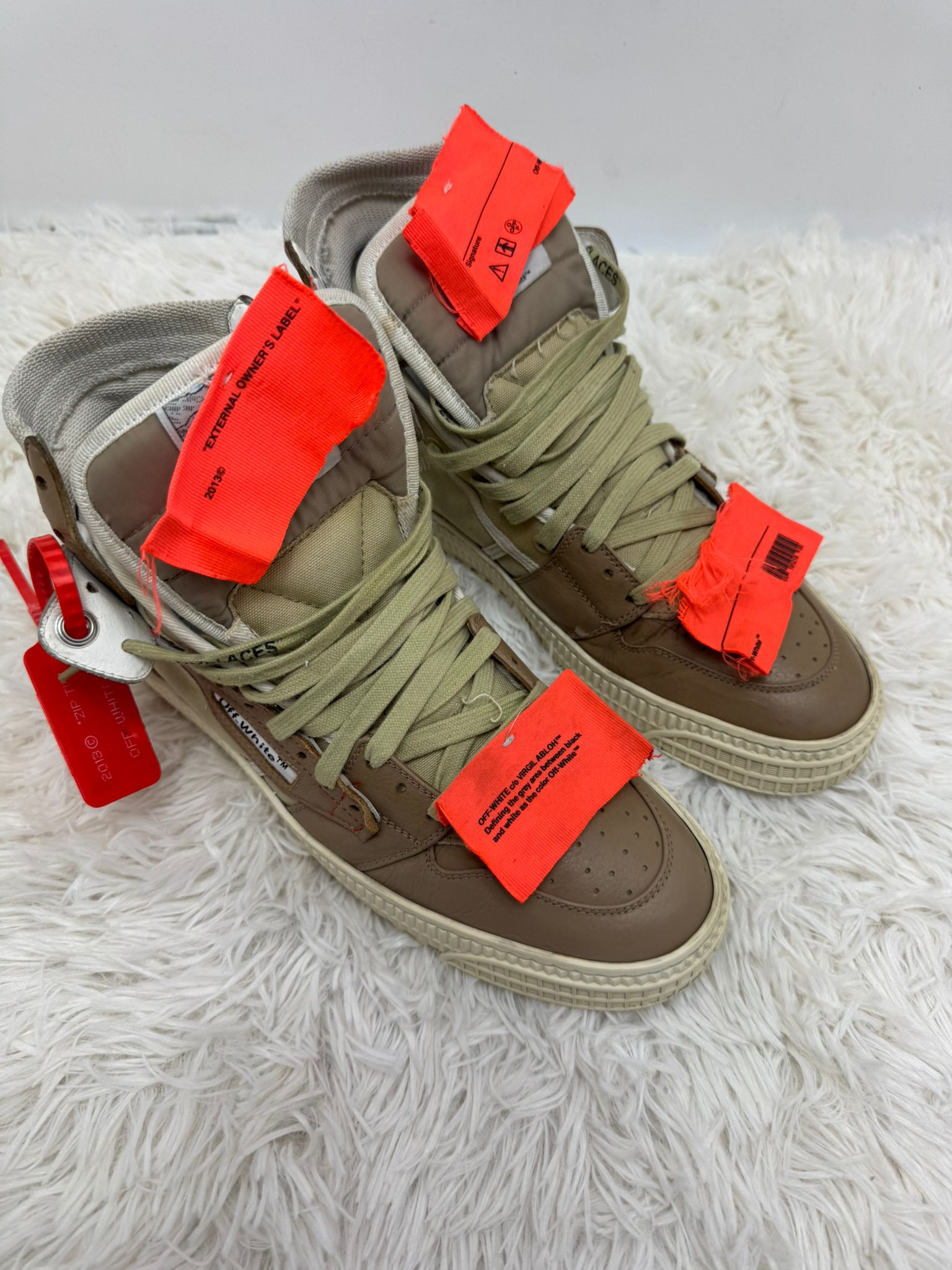Off-White 40