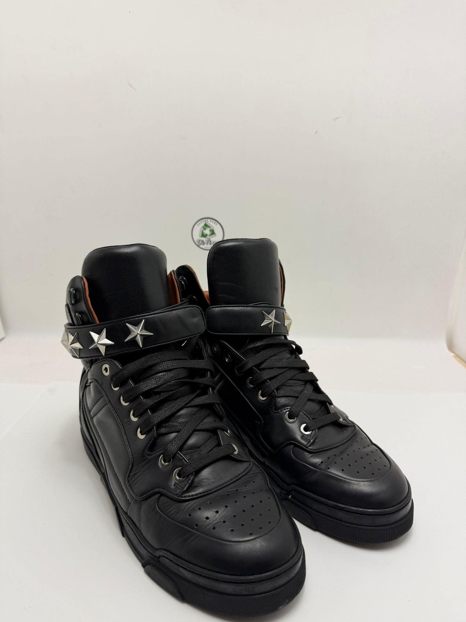 Givenchy 41