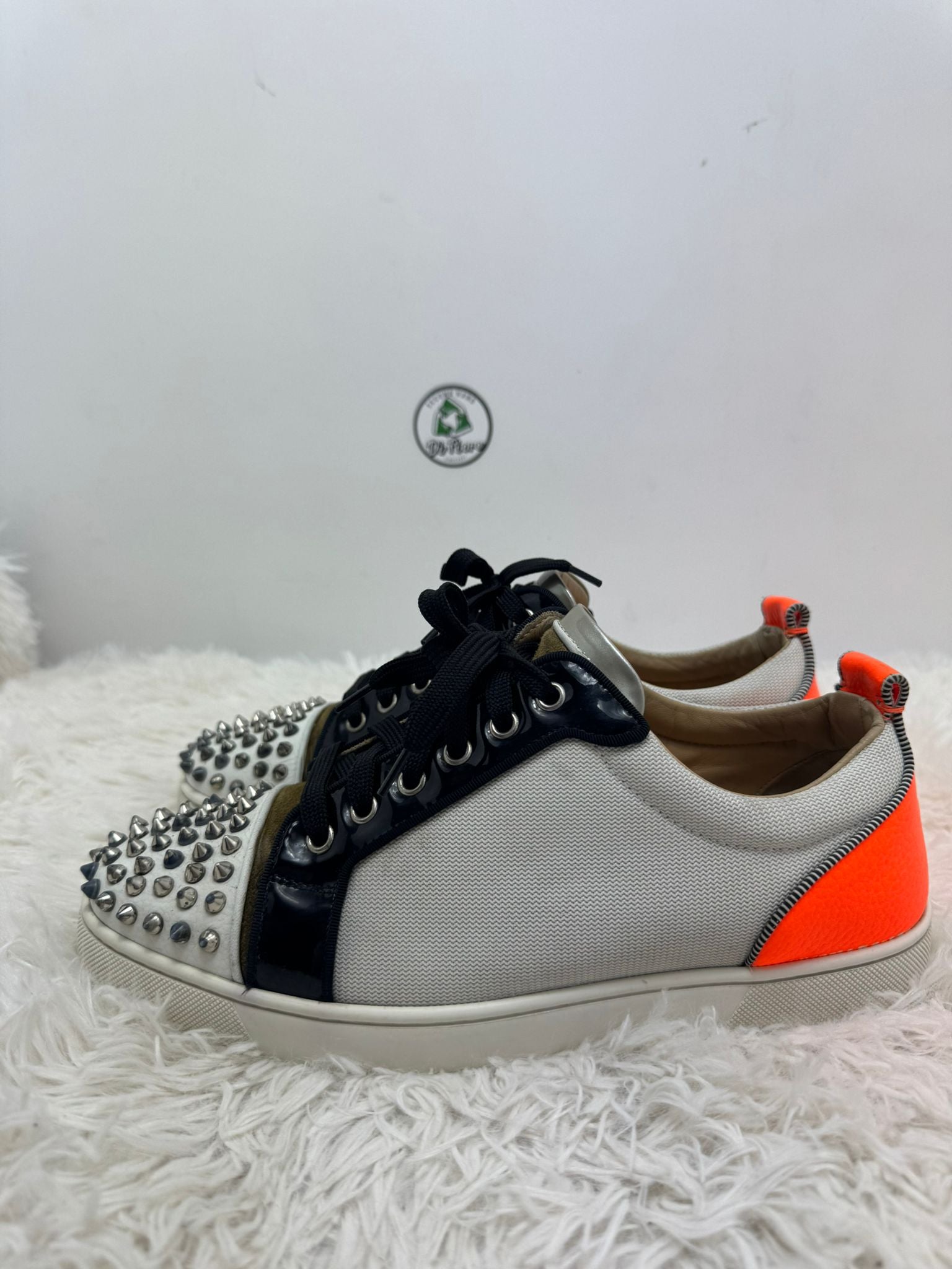 Louboutin 42