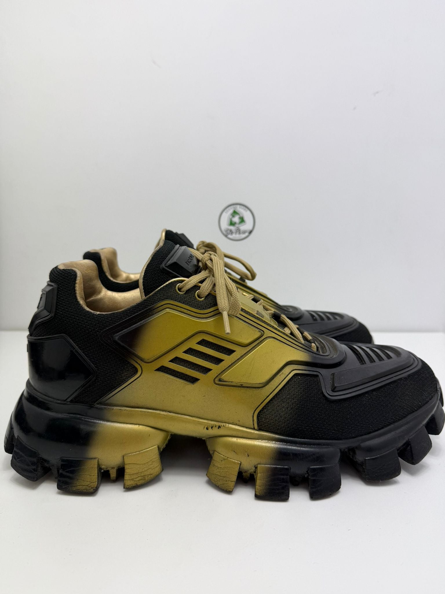 Prada Thunder 44