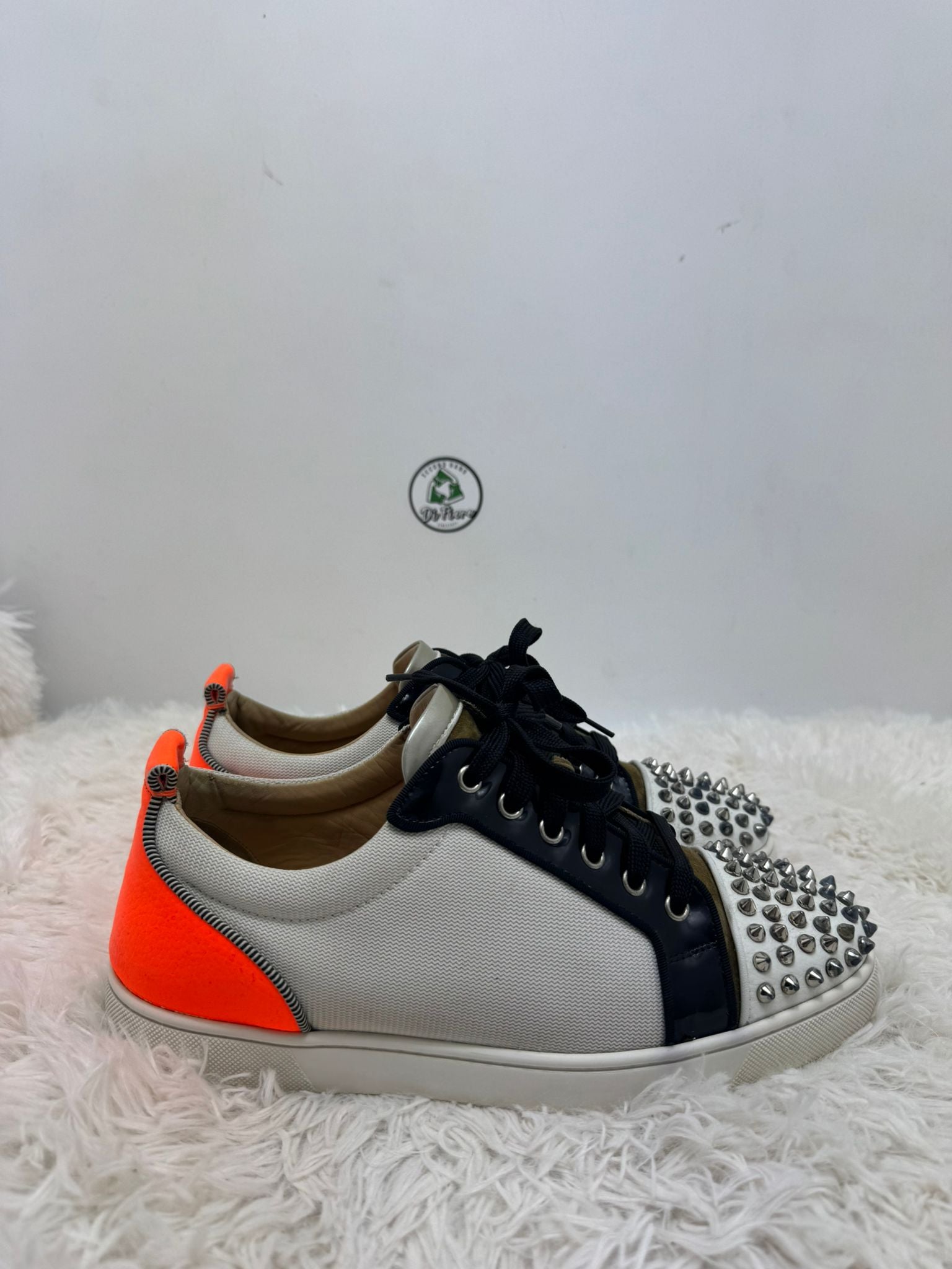 Louboutin 42