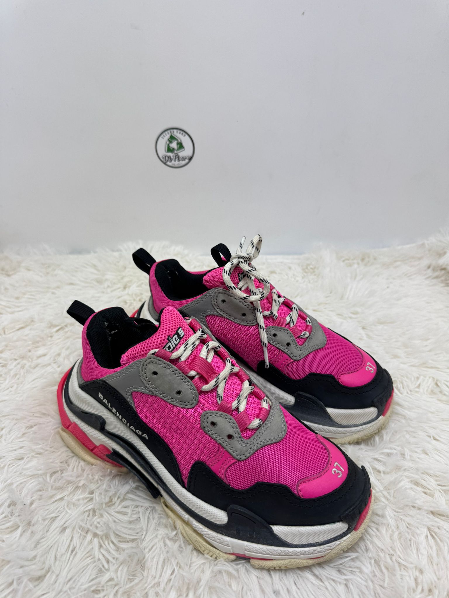 Balenciaga triple S 37