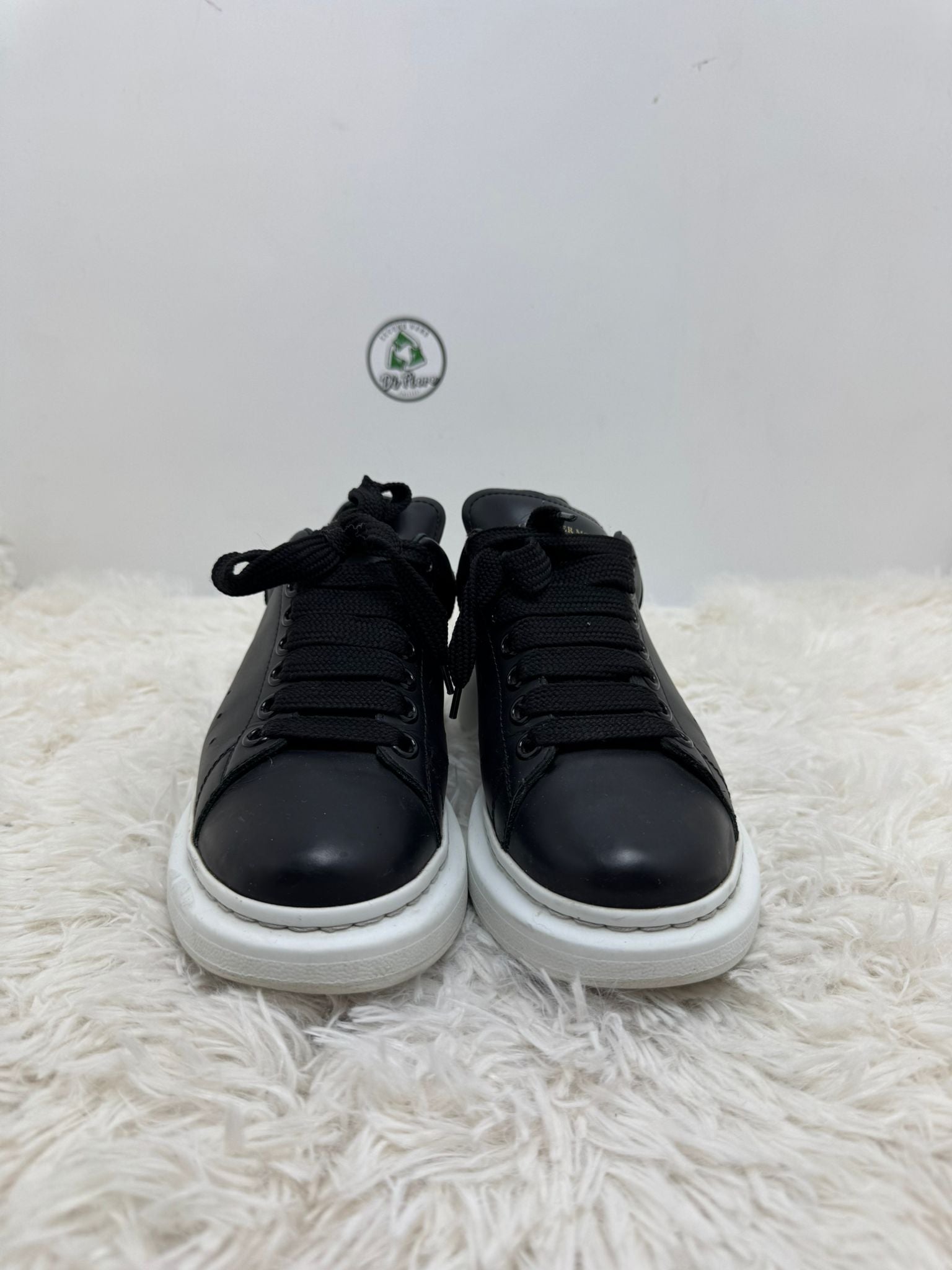 McQueen 38.5