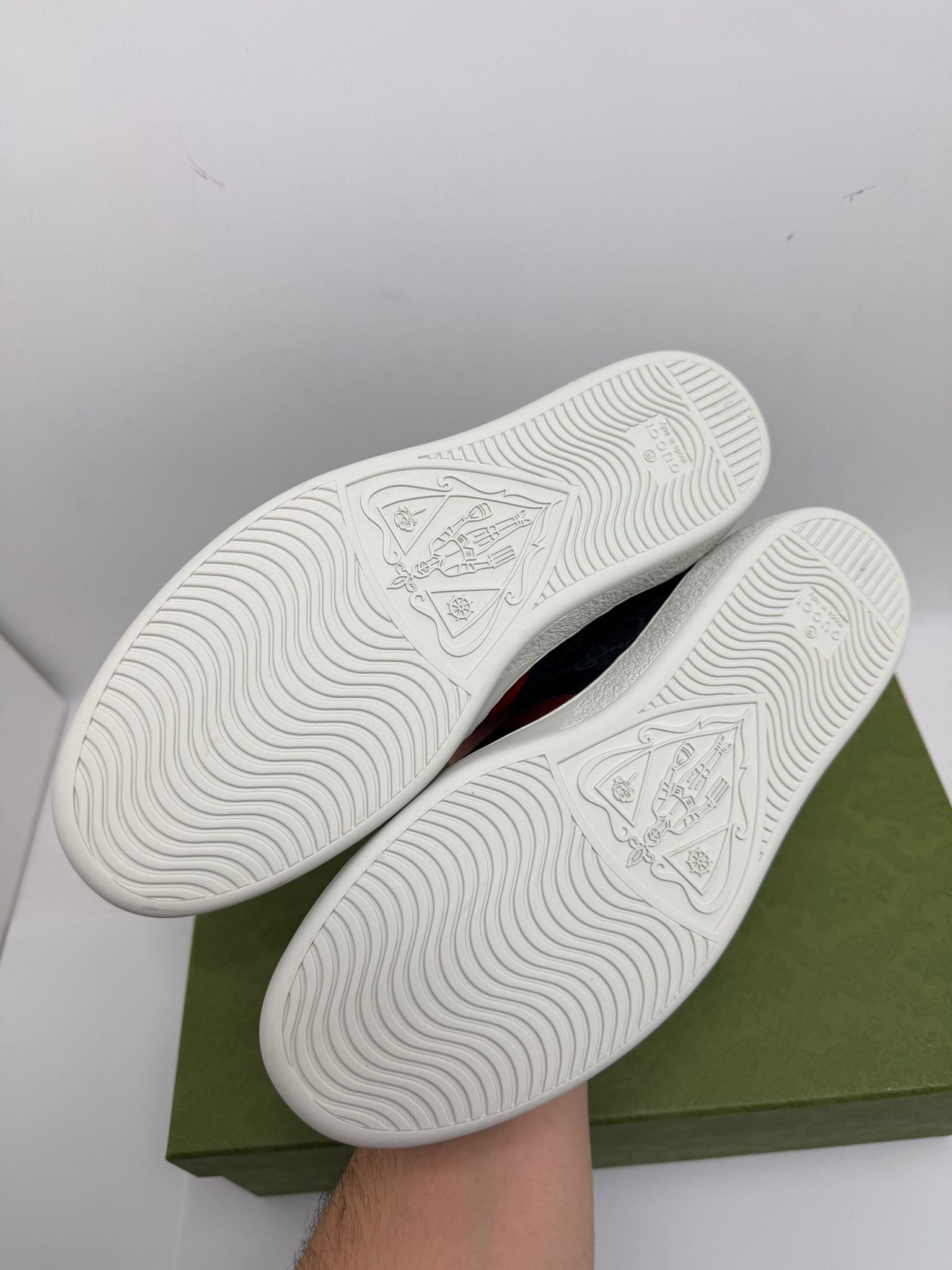 Gucci ace 41.5/42