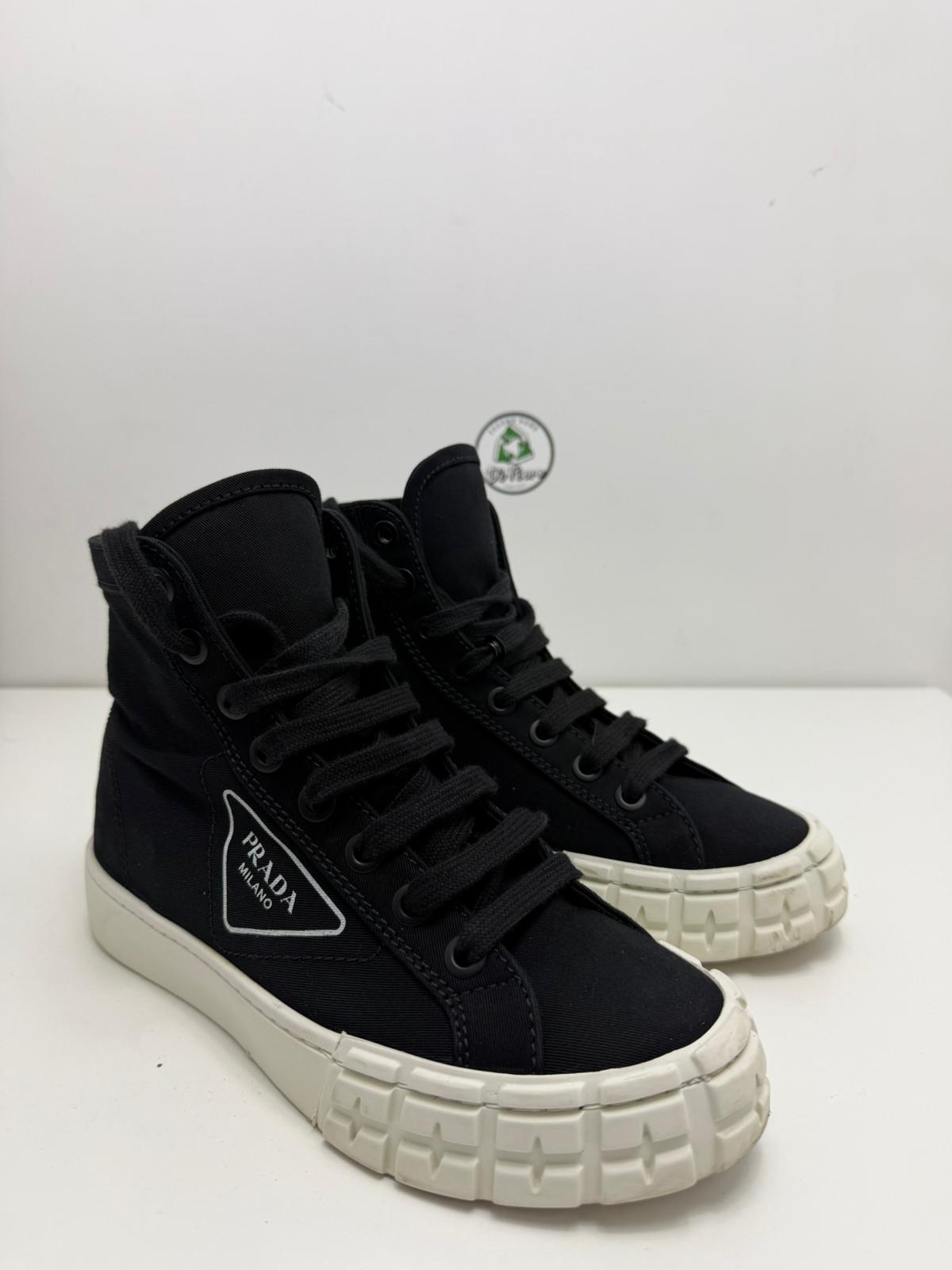 Prada sneakers 36.5