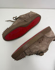Christian Louboutin 45 basse in camoscio marroncino