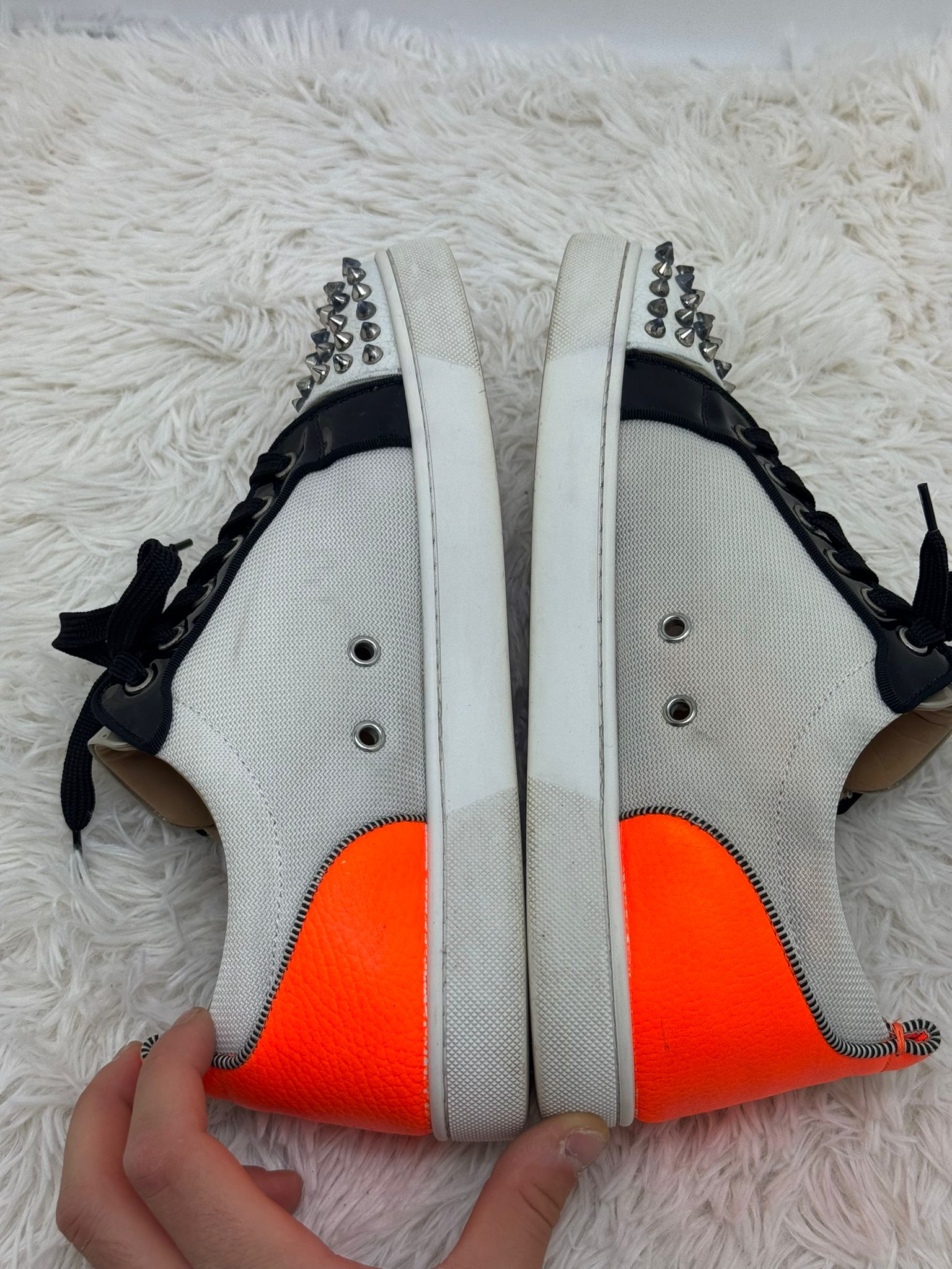 Louboutin 42
