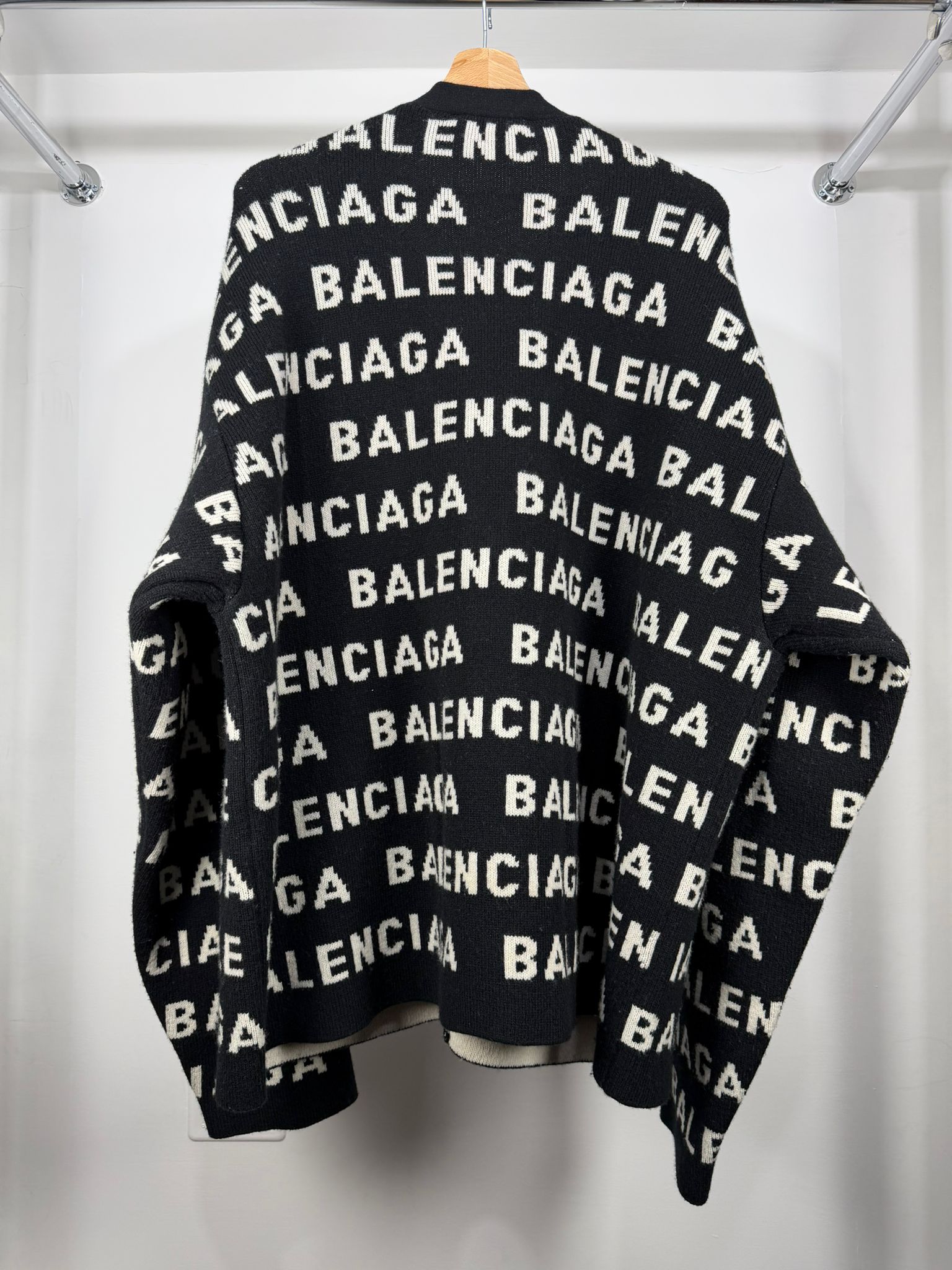 Cardigan Balenciaga XXL
